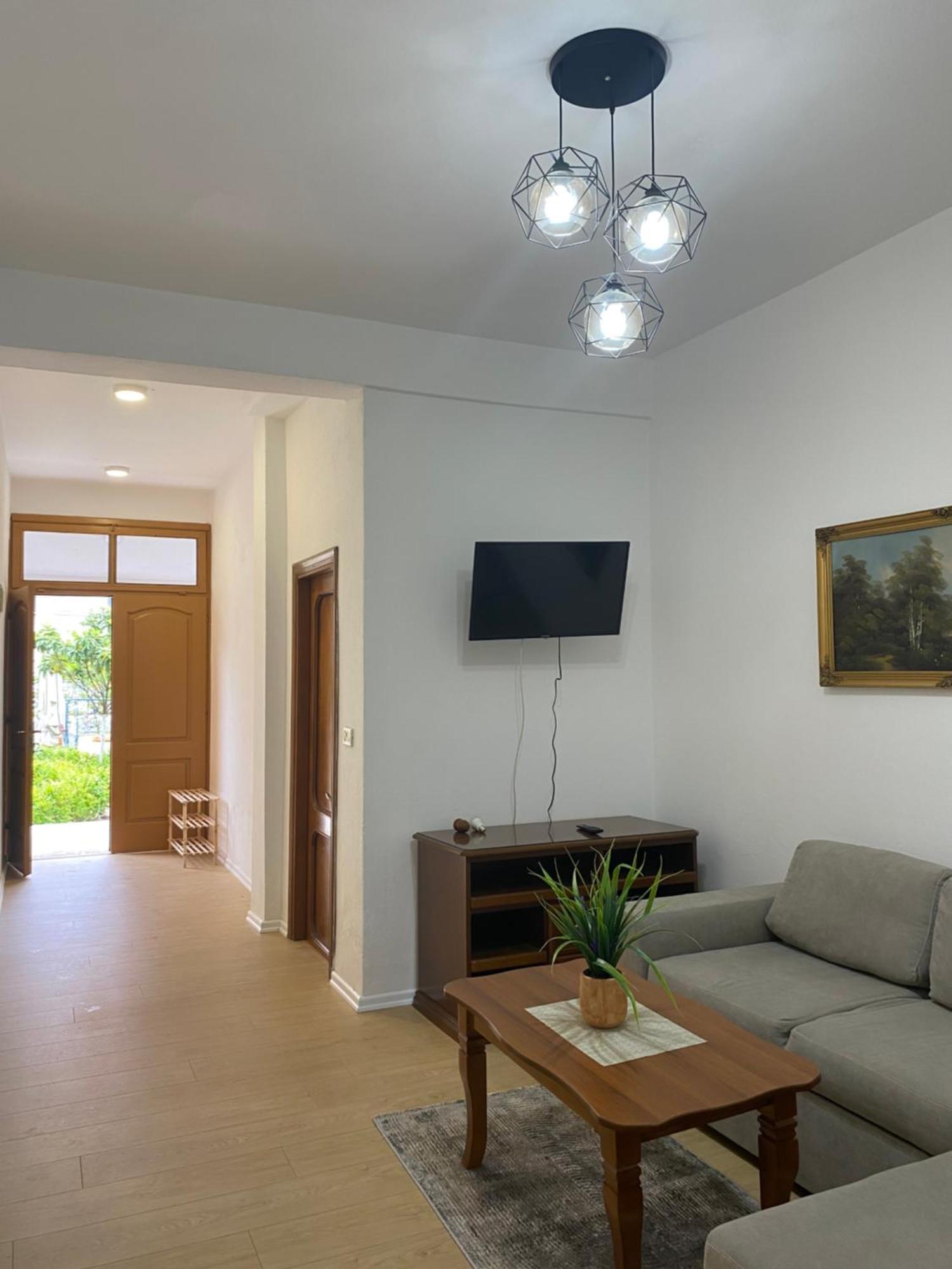 Vila M Vera Rooms With Kitchen And Apartments Δυρράχιο Εξωτερικό φωτογραφία